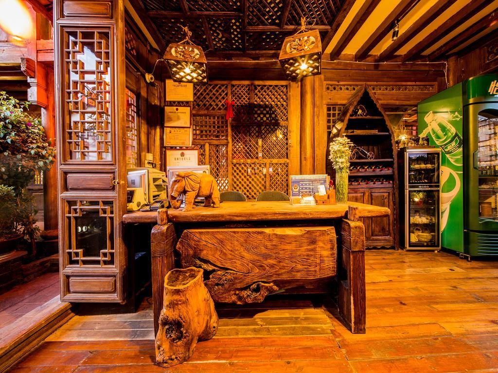 Old Tree Boutique Guesthouse Lijiang  Exteriör bild