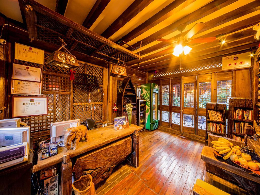 Old Tree Boutique Guesthouse Lijiang  Exteriör bild