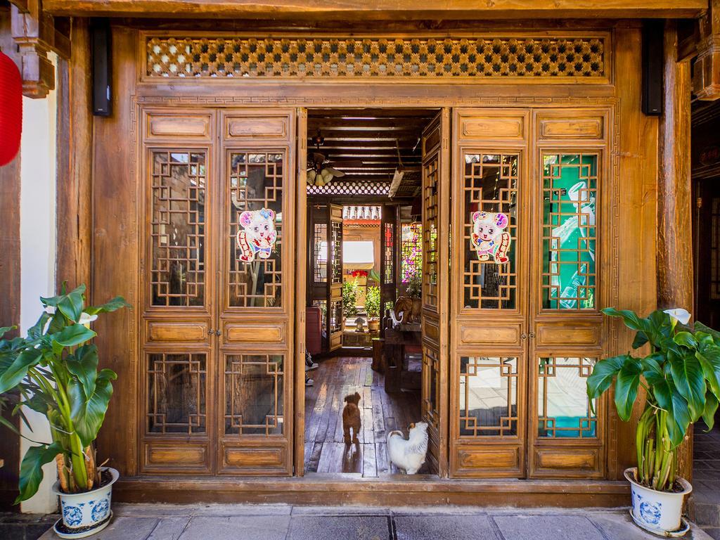Old Tree Boutique Guesthouse Lijiang  Exteriör bild